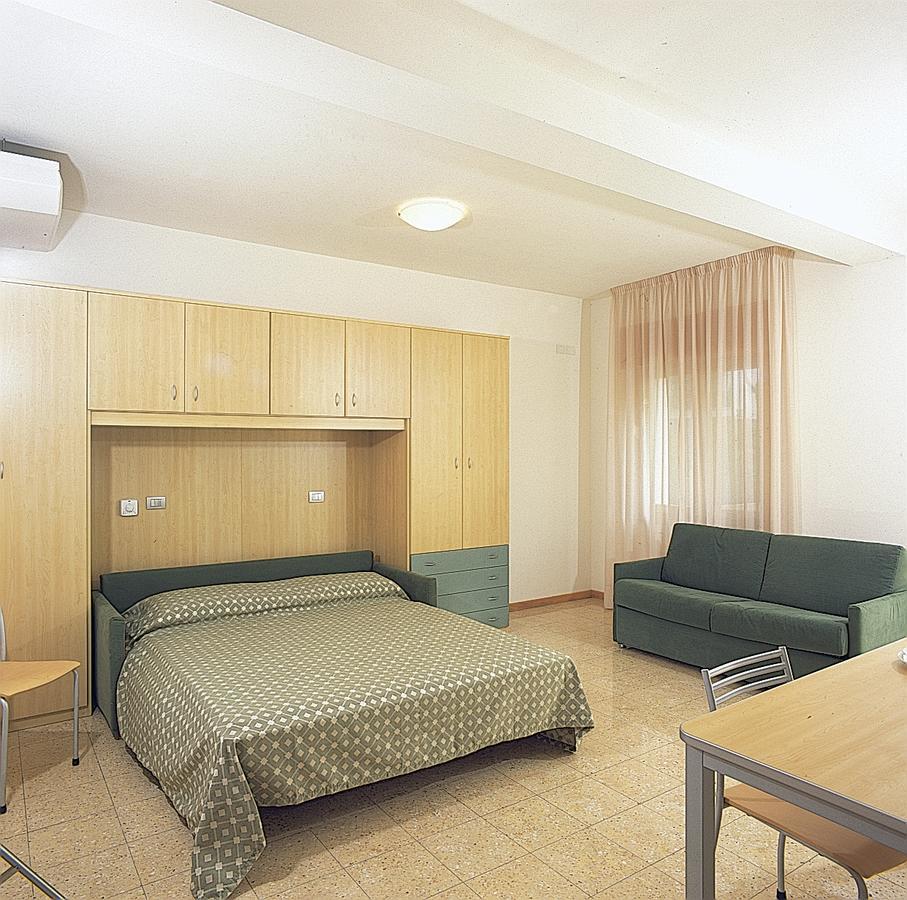 Residence Ca D'Oro Lido di Jesolo Luaran gambar