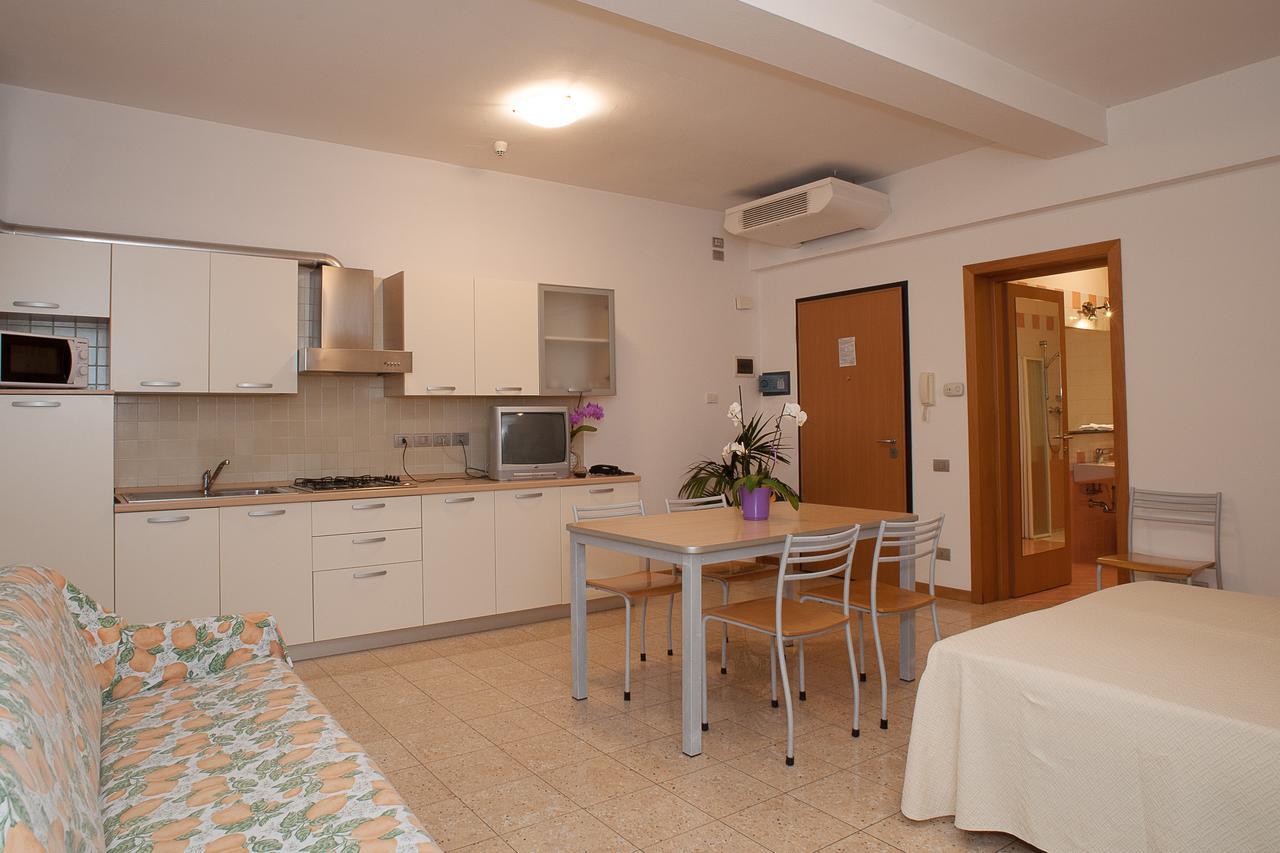 Residence Ca D'Oro Lido di Jesolo Luaran gambar