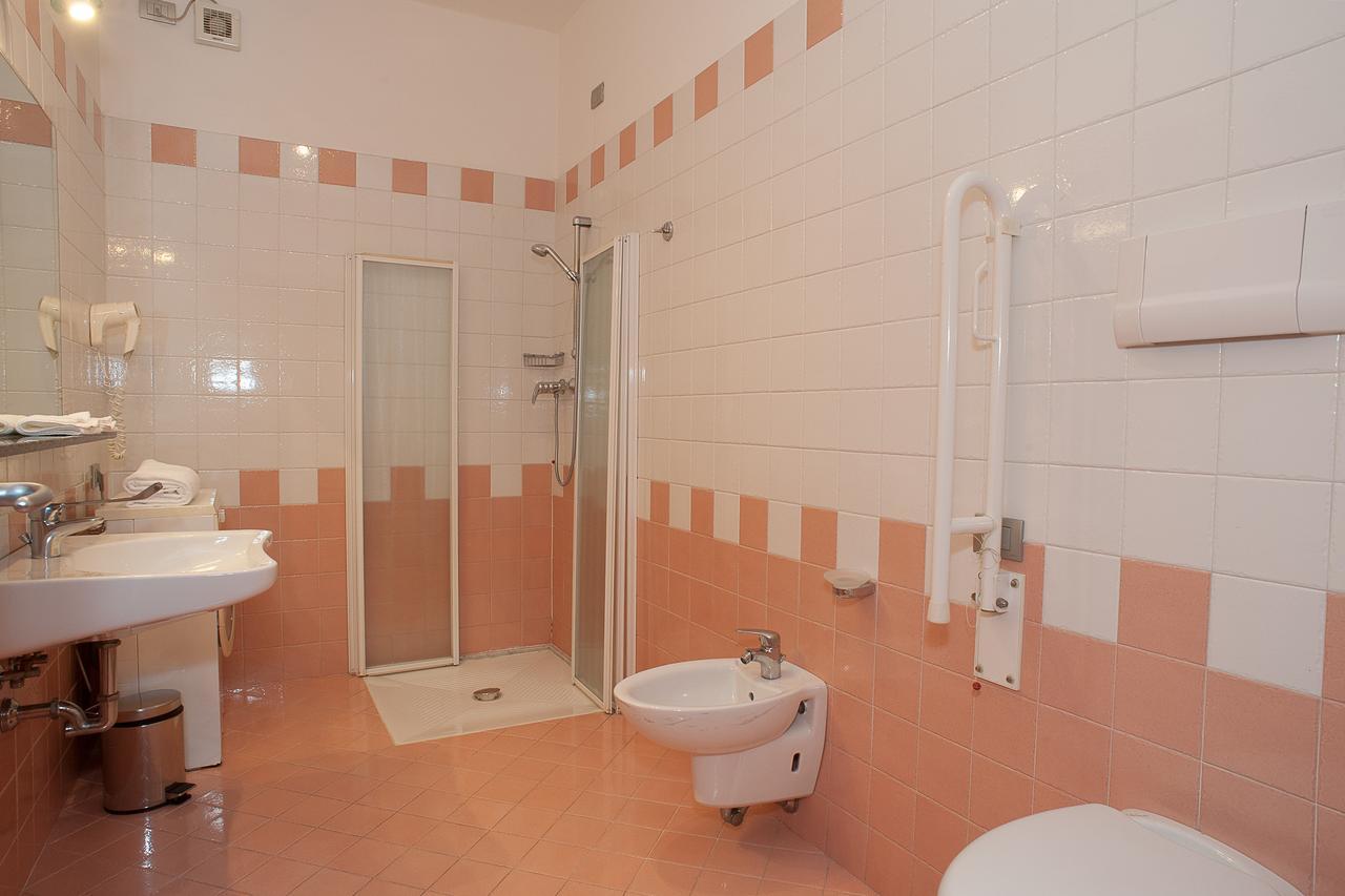 Residence Ca D'Oro Lido di Jesolo Luaran gambar