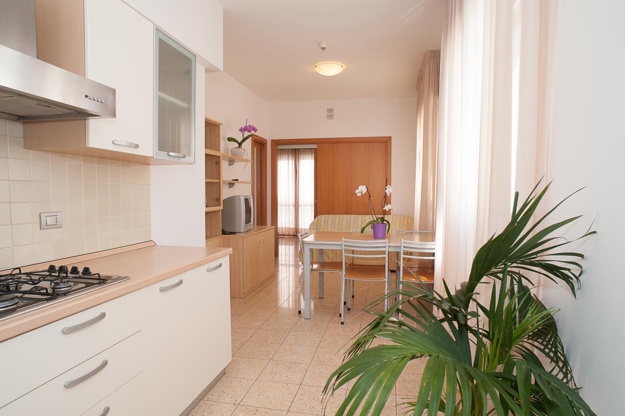 Residence Ca D'Oro Lido di Jesolo Luaran gambar